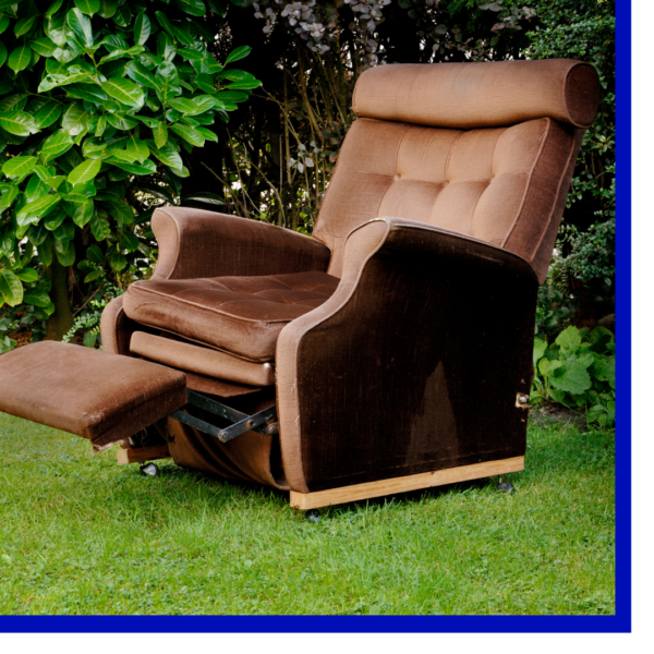 Lift chair recliner. 