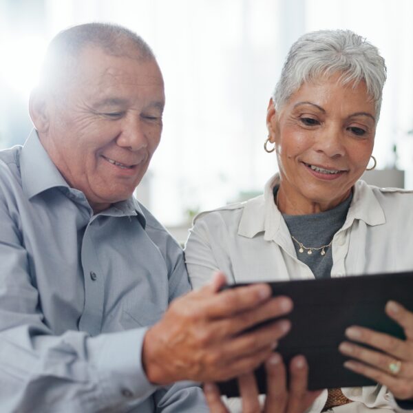 image of seniors researching online